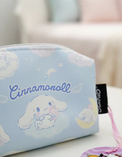 Imagen de Organizador Sanrio Necessaire Neceser Kuromi Kitty Oficial