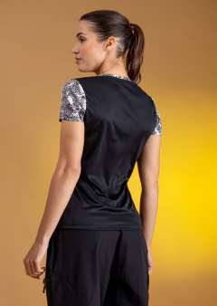 REMERA SCREEN NEGRO en internet