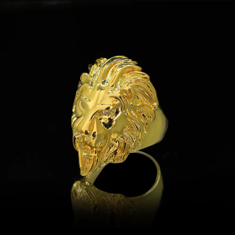 Anel Leão com Olho Cravejado - Banhado a Ouro 18K - comprar online