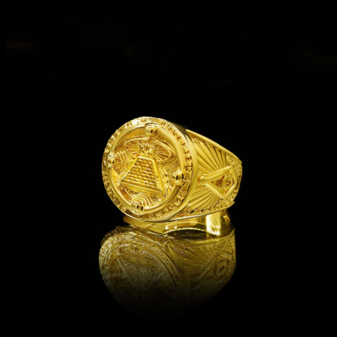 Anel Pirâmide - Banhado a Ouro 18K - comprar online