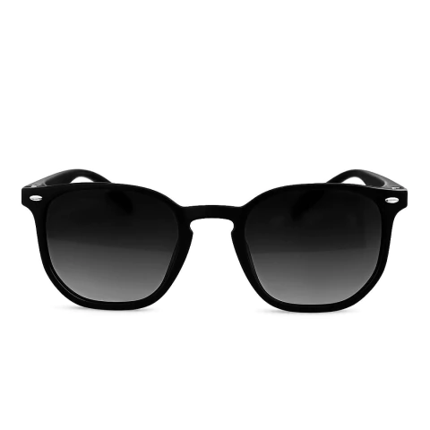 Óculos de sol Iron da Dezoitok Glasses com armação redonda preta em acetato e lentes escuras com proteção UV400.