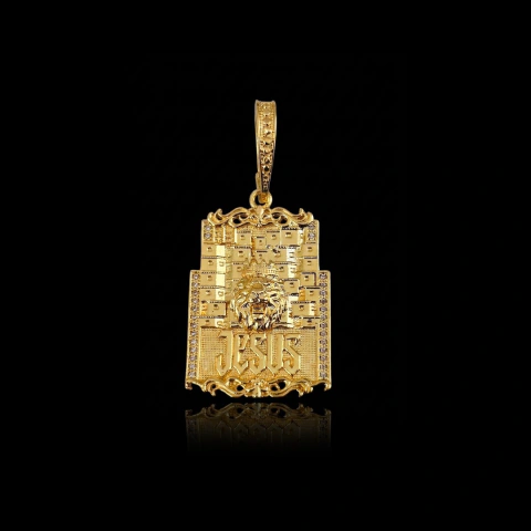 Pingente Leão Cravejado - 3,3x4,5cm 19g- Banhado a Ouro 18K