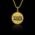 Pingente redondo personalizável com moldura banhado à ouro 18K, da marca Dezoitok Joias.