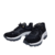 Zapatilla negra