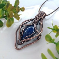 Colgante Cobre Viejo con Piedra Lapislázuli - comprar online