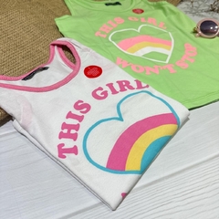 Musculosa nena Stop en internet