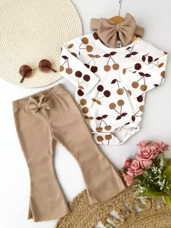 Conjunto Cerezas en internet