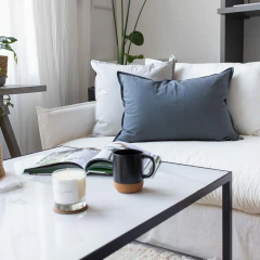 Imagen de PACK X 3 ALMOHADONES 2 LISOS Y 1 RAYADO TUSOR (1 de 40x60 y 2 de 50x50)