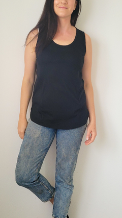 Musculosa Mercedes Negro en internet