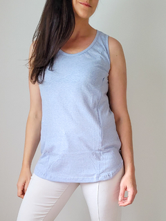 Musculosa Mercedes Celeste