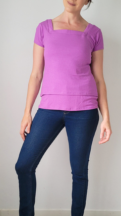 Remera Frida Lila - comprar online