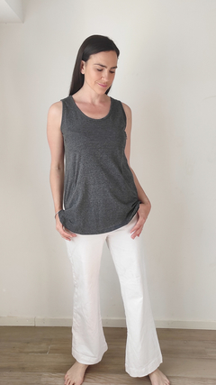 Musculosa Mercedes Topo