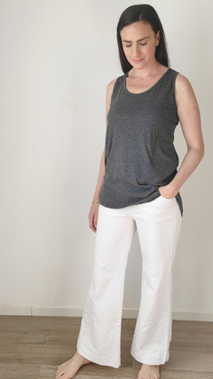 Musculosa Mercedes Topo - comprar online