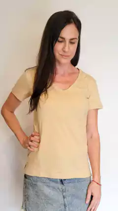 Remera Juana Beige en internet