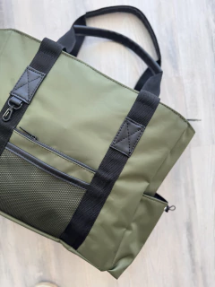 Imagen de BOLSO MEGAN ¡impermeable!