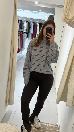 Sweater con cuello