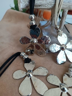 COLLAR FLOR - tienda online