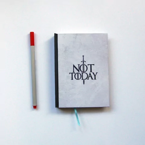 Libretas A6 (10 x 15 cm) cosidas - Not Today- - Madre de Dragones