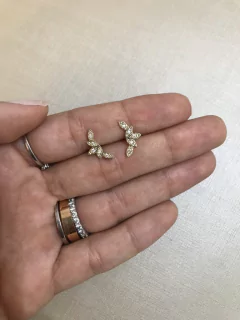 Mini ear cuff folhinha