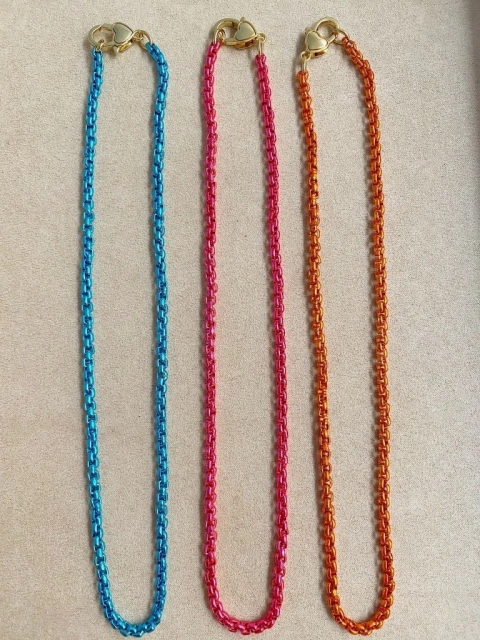 Colar mini elos tons vibrantes 