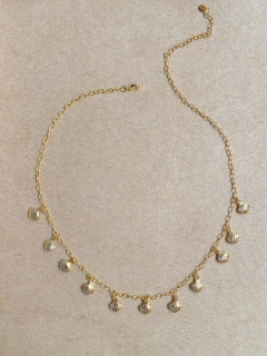 Colar várias conchinhas - comprar online