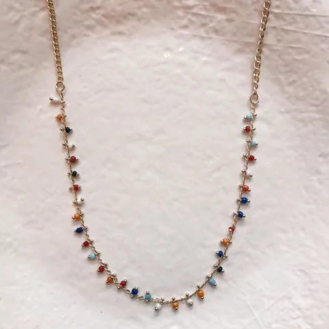 Choker alfinetes coloridos