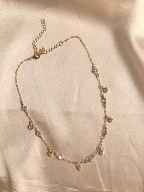 Choker mini estrelas e luz