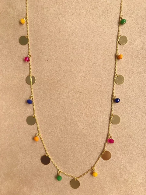 Colar medalhas grandes com cristais coloridos