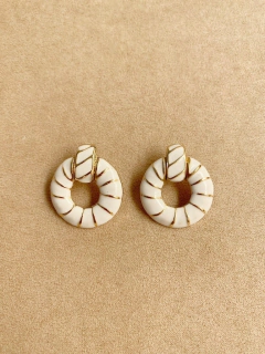 Brinco boia esmaltado  - comprar online