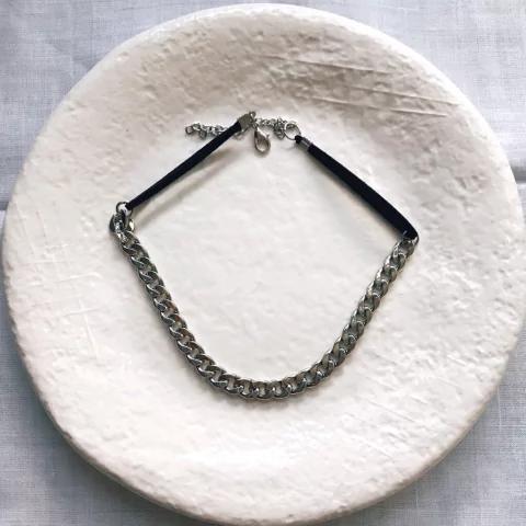Choker corrente prateada