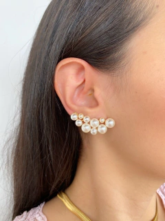 Brinco cacho de pérolas