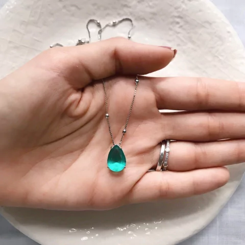 Colar comprido gota turmalina