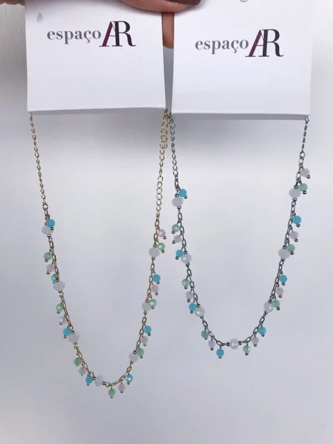 Choker cristais intercalados tons pastéis