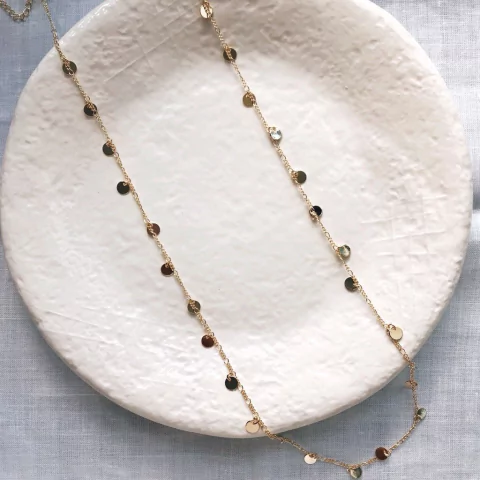 Colar de medalhas longo