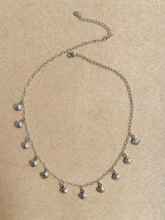 Colar várias conchinhas