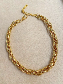 Colar torcido  - comprar online