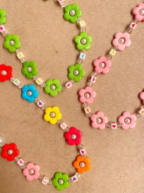 colar flor e coração