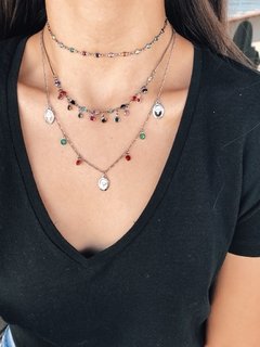 Colar amuletos rainbow na internet