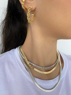 Colar fita longo - comprar online