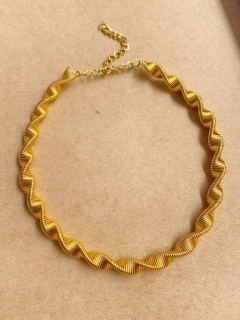 colar torcido flexivel