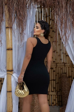 Vestido Simone Milly na internet