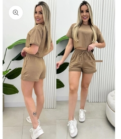Conjunto com Shorts Moletinho - comprar online