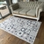 Alfombra textil liviana de cordura tamaño grande, no es vinílica pero si es impermeable, resistente y antidesgarro. Ideal para decorar el living y para exteriores. Panda Rojo Deco, decoración para tu hogar.