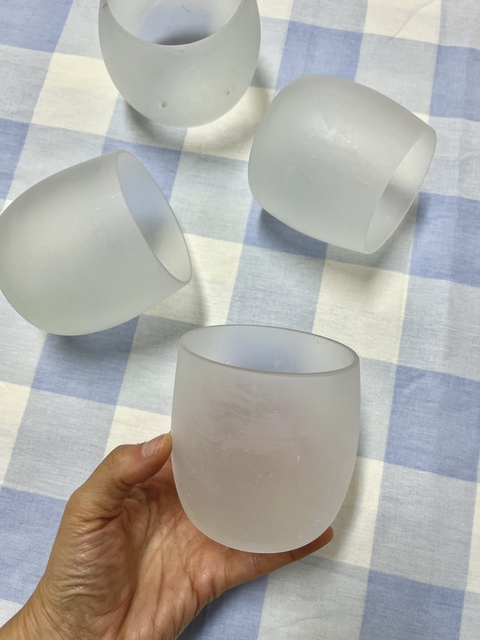 Vaso de vidrio esmerilado - Teresa Garay -