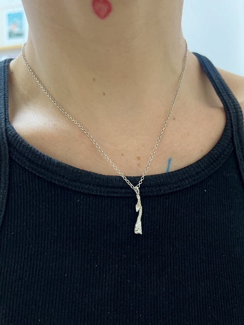 Collar rosita - Cuerpo Celeste - comprar online