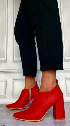 Lupe Rojo en internet
