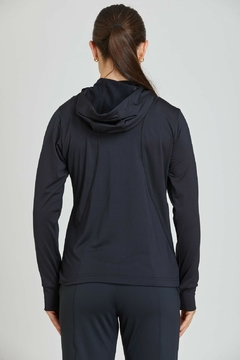 Campera Lisa con Capucha (7295) - Aptitud