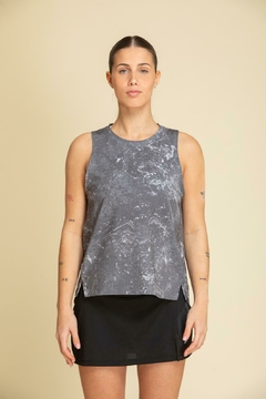 Musculosa Print Polisoft Castor (7569) - tienda online