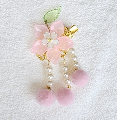 Kanzashi Acessório para cabelo em pedraria com pingente - comprar online