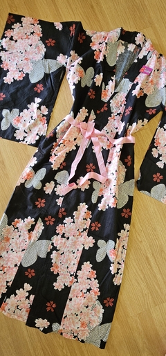 Yukata Preta Flor Sakura em Algodão - Kimonos Liberdade